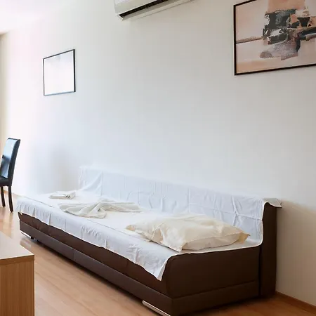 Apartmán Seaside With 2 Bedrooms For Up To 5 Guests Sluneční pobřeží
