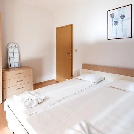 شقة Seaside Garden 2 Bedroom For 41 Pax *